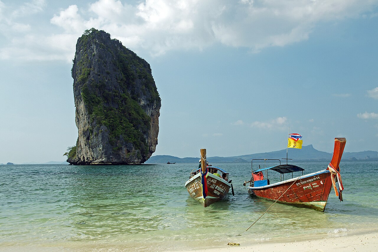 เกาะปอด — สถานที่ท่องเที่ยวสาธารณะ
