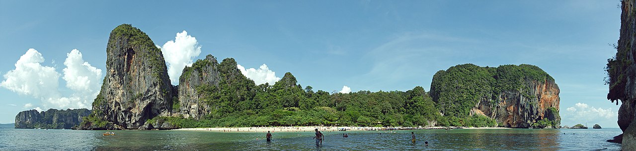 หาดพระนาง ไร่เลย์ — สถานที่ท่องเที่ยวสาธารณะ