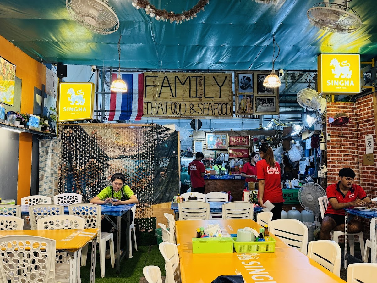 Family Thaifood & Seafood