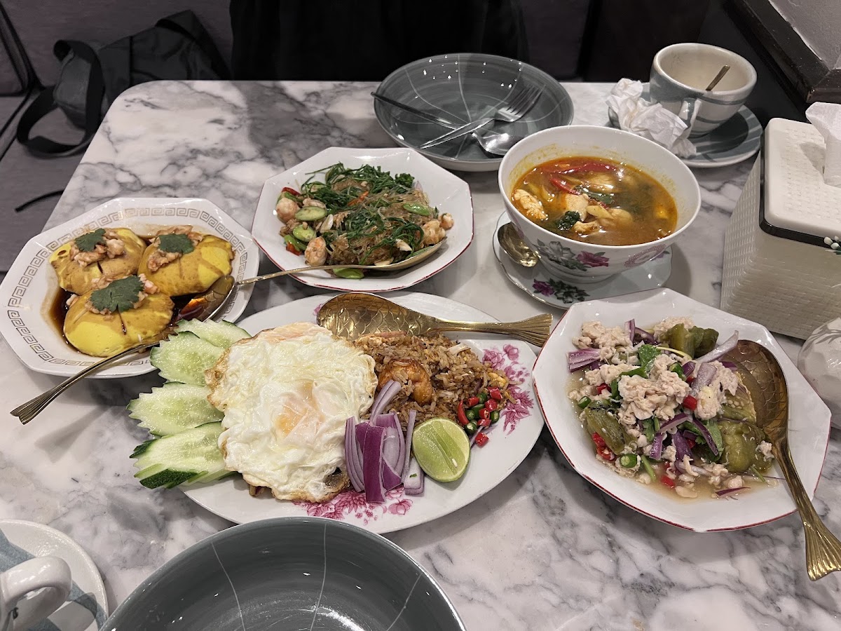 Zama Local Thai Restaurant Krabi ร้านอาหารใต้ท้องถิ่น ซาม่า Local Southern Thai Chinese Cusine & Cafe