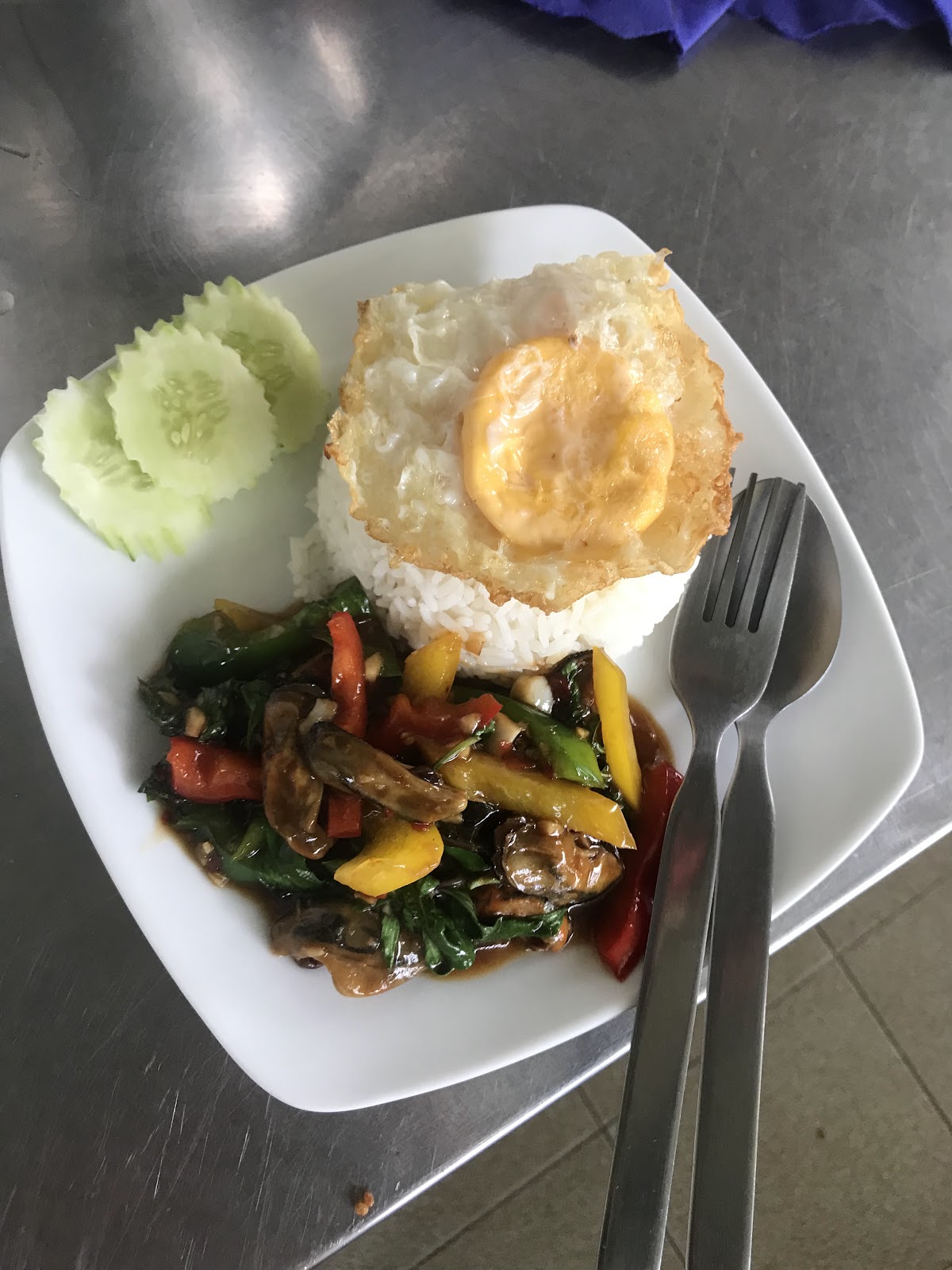 PHUPHA Thai food