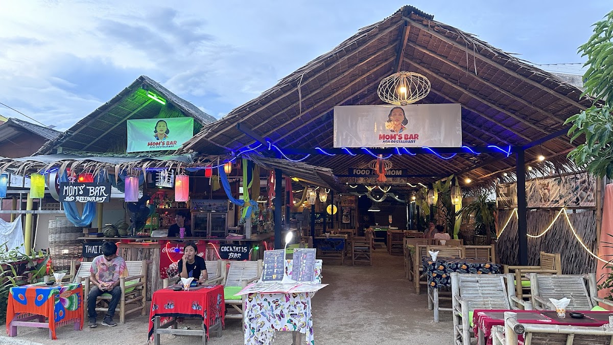 Mom’s Bar and Restaurant