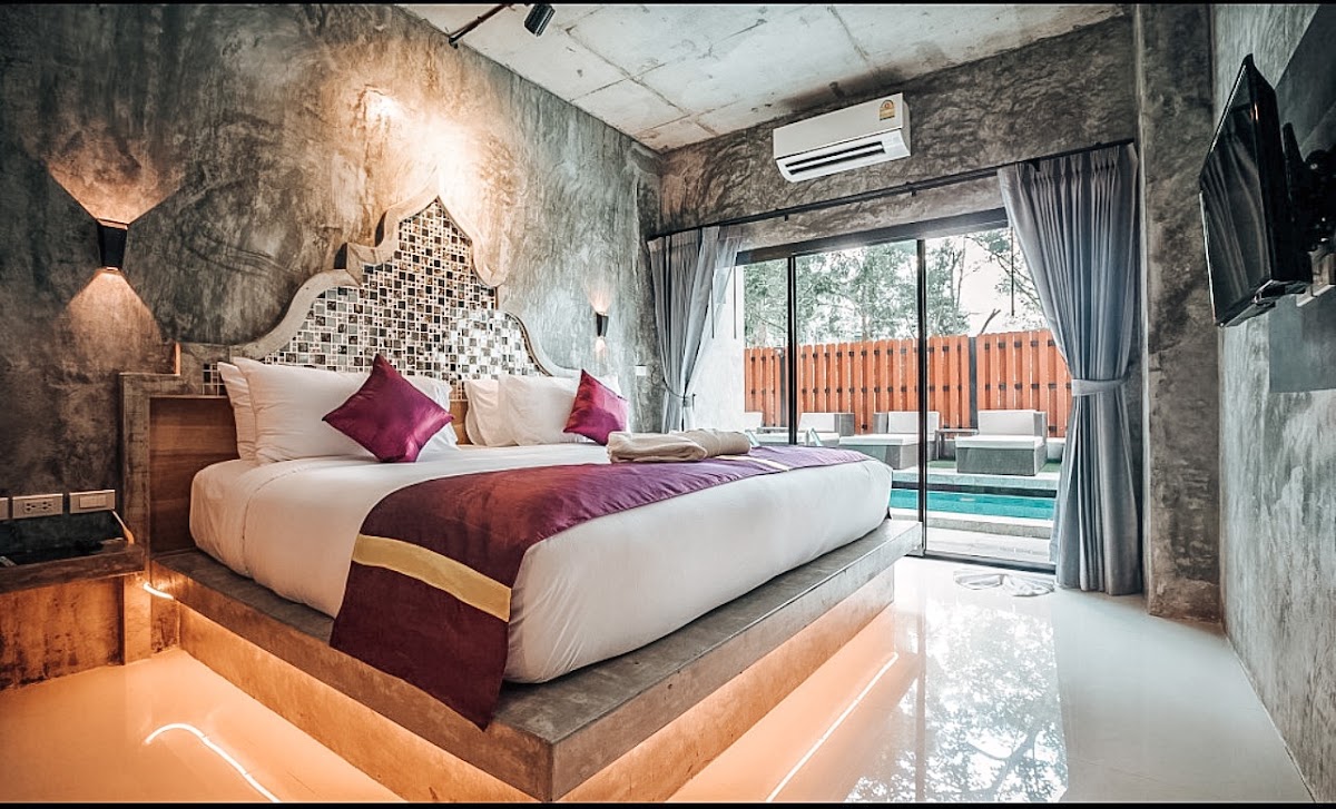 Maneetel Krabi Beachfront