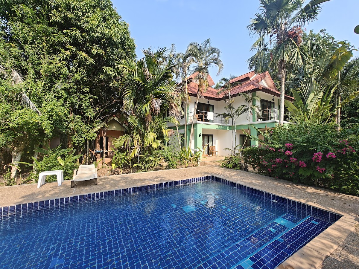 Aonang Lake Side Bungalow