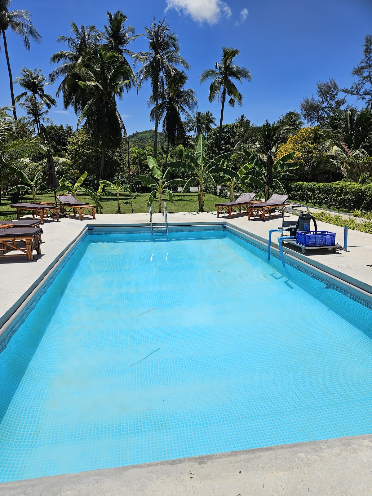 Lanta Beachfront Resort