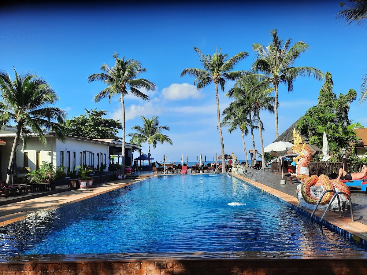 Nakara Long Beach Resort