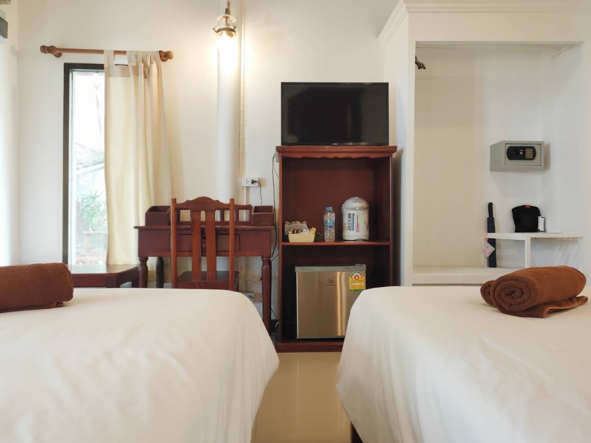 Twin Bay Resort- SHA Extra Plus