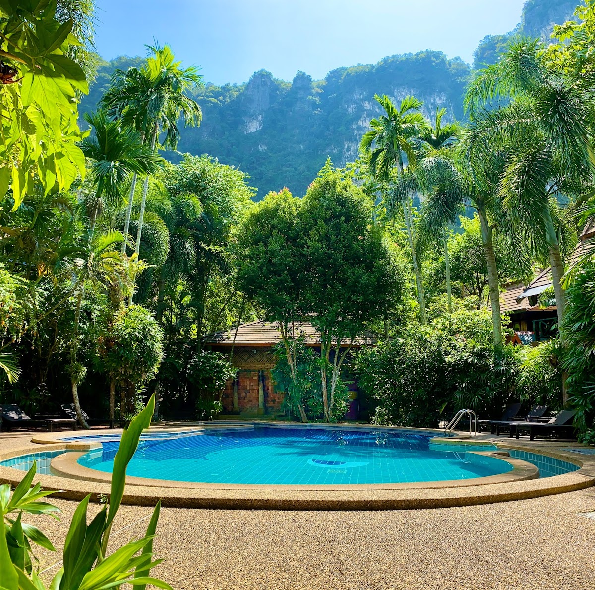 Phu Pha Aonang Resort & Spa