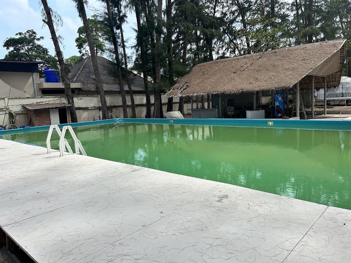 ECO LANTA HIDEAWAY BEACH RESORT