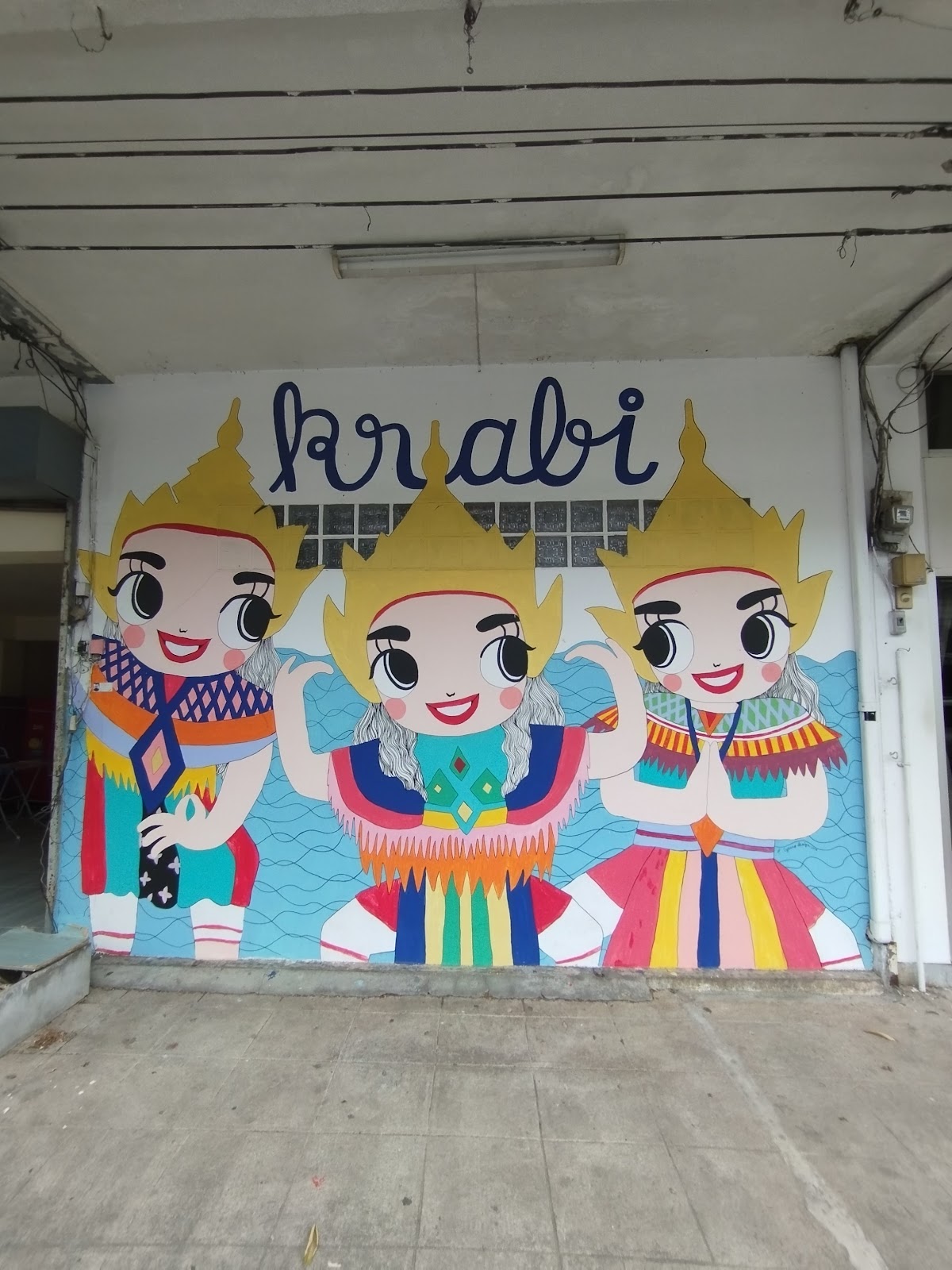 Krabi Street Art : 3 Little Manorah