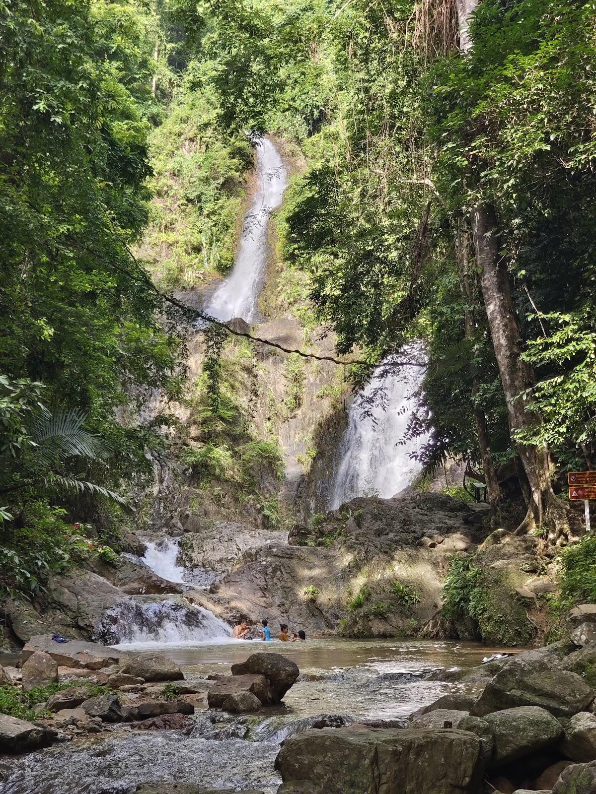 Huay To Waterfall