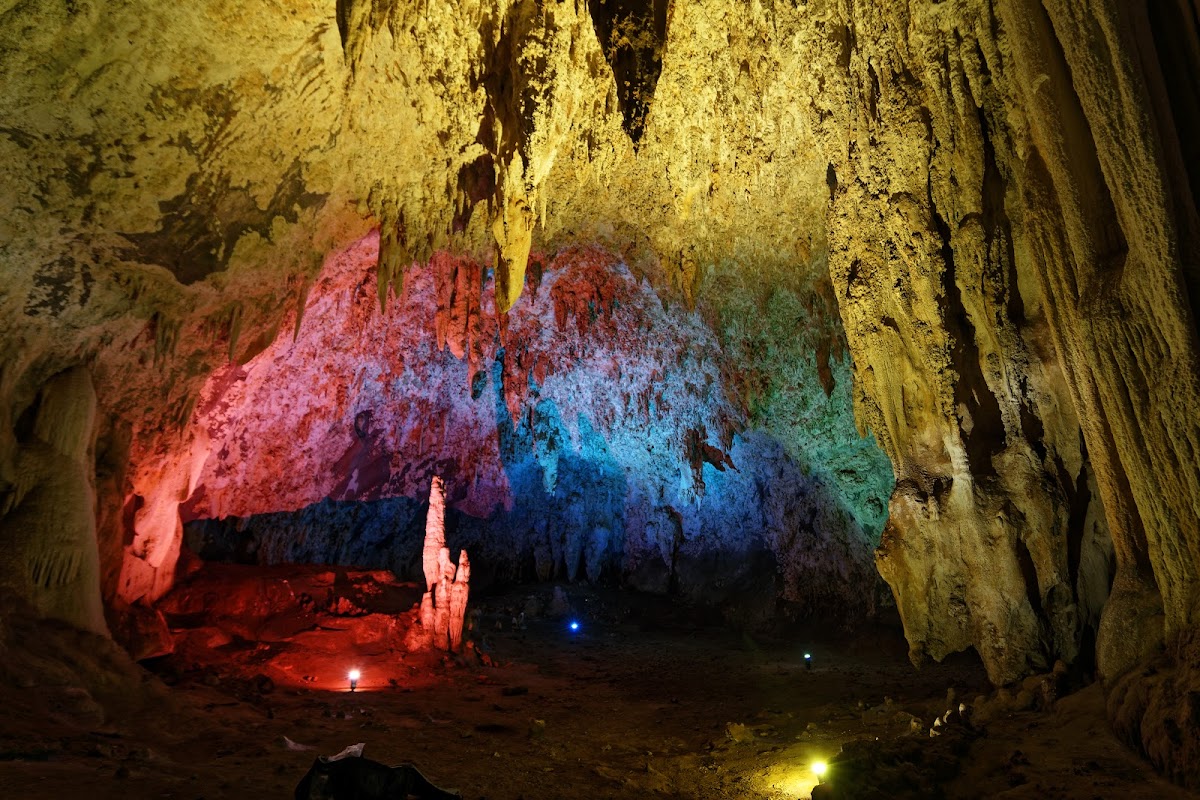 Khao Phueng Cave